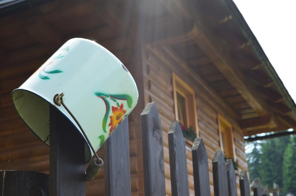Koliba U Kuba A Rekreacne Domy Hrustin Exterior foto